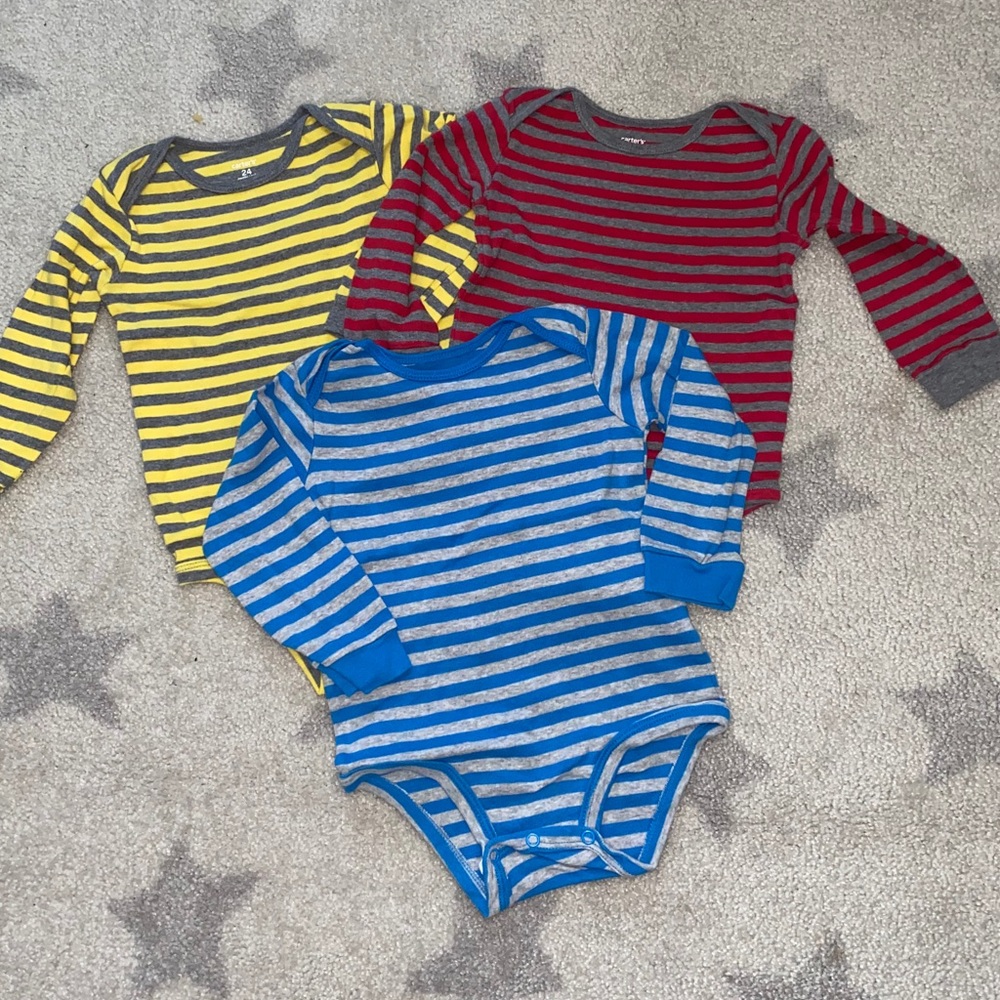 ❌SOLD❌Boys onesie bundle